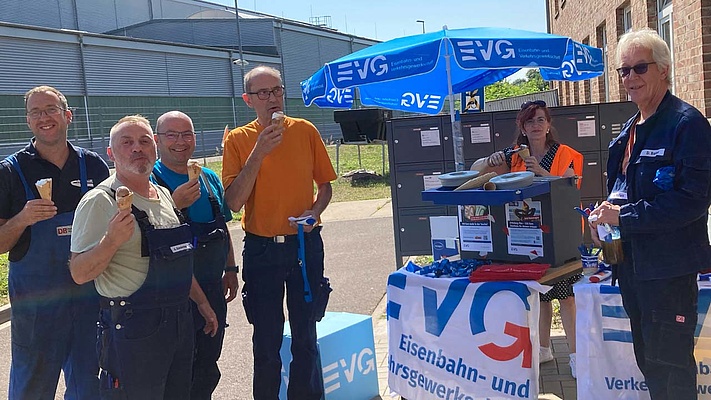 Fortsetzung der Sommertour: EVG-Geschäftsstelle Magdeburg informiert und erfrischt