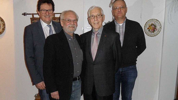 EVG gratuliert Franz Schweder zum 90. Geburtstag