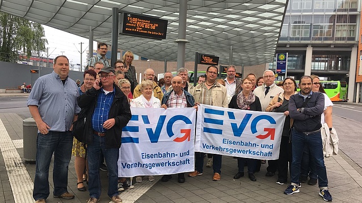 Traditionelle Spargelfahrt der BG DB Fernverkehr Hannover nach Scharringhausen