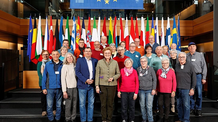 EVG OV Offenburg besucht Monika Hohlmeier im Parlament